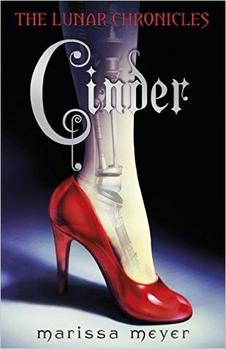 The Lunar Chronicles: Cinder